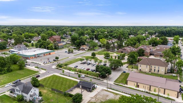 1017 E Pontiac Street, Fort Wayne, IN 46803