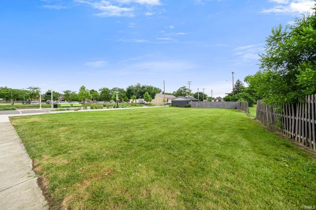 1017 E Pontiac Street, Fort Wayne, IN 46803