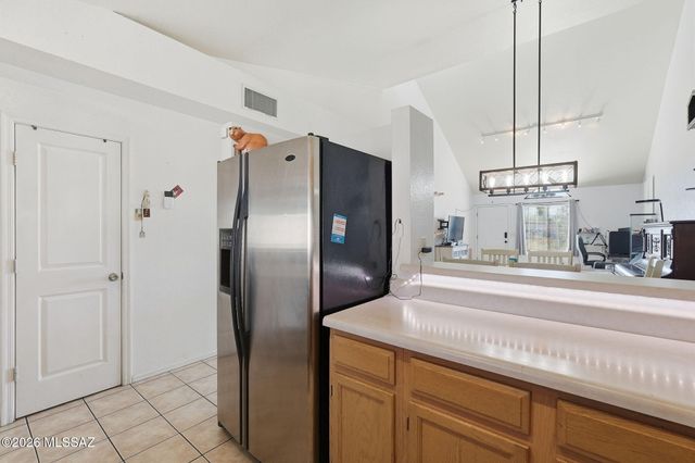 2721 N Pacific Drive, Tucson, AZ 85705