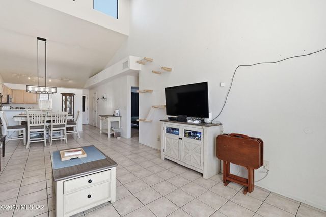 2721 N Pacific Drive, Tucson, AZ 85705