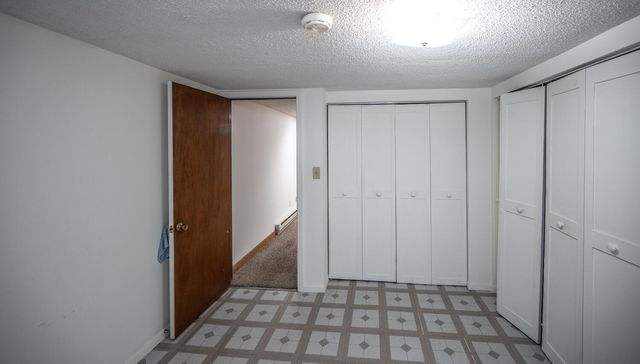 2700 Sunset Lane, Burnsville, MN 55337