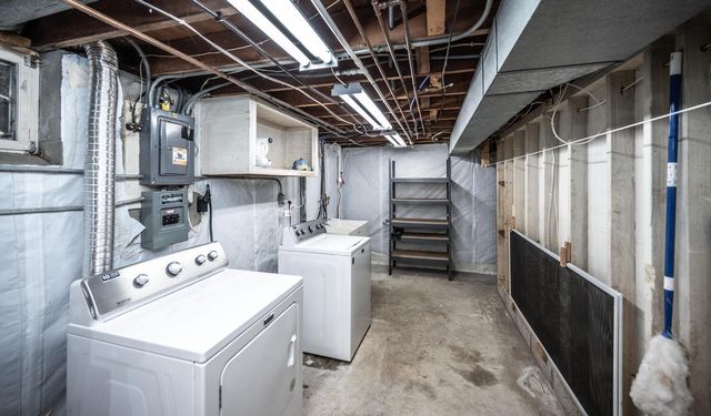 2700 Sunset Lane, Burnsville, MN 55337