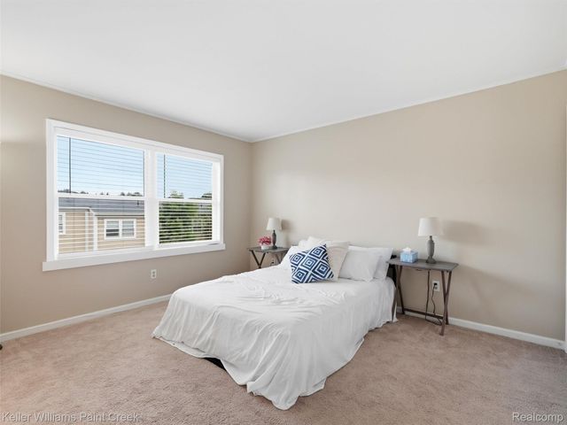 1208 Lear Court, Rochester Hills, MI 48307