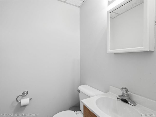 1208 Lear Court, Rochester Hills, MI 48307