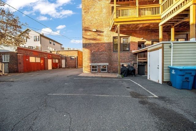 81 Broadway 1, Chelsea, MA 02150