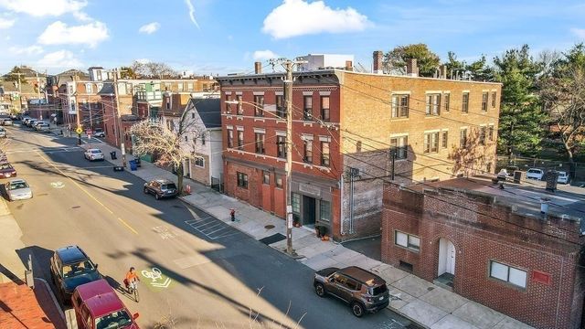 81 Broadway 1, Chelsea, MA 02150