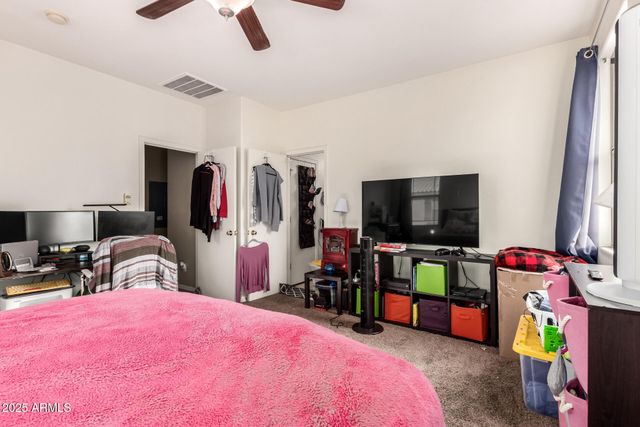 8117 W GROOM CREEK Road, Phoenix, AZ 85043