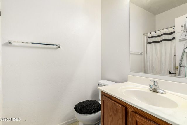 8117 W GROOM CREEK Road, Phoenix, AZ 85043