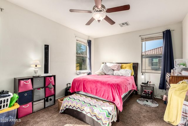 8117 W GROOM CREEK Road, Phoenix, AZ 85043