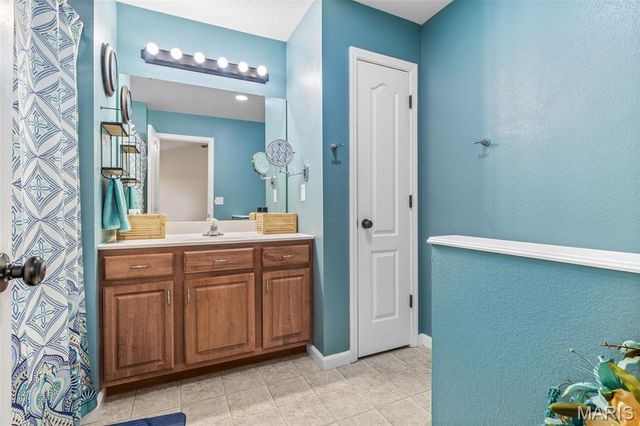 415 Saratoga Drive, De Soto, MO 63020