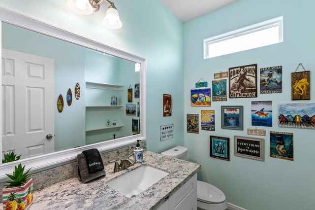 990 Jean Street, Gilchrist, TX 77617