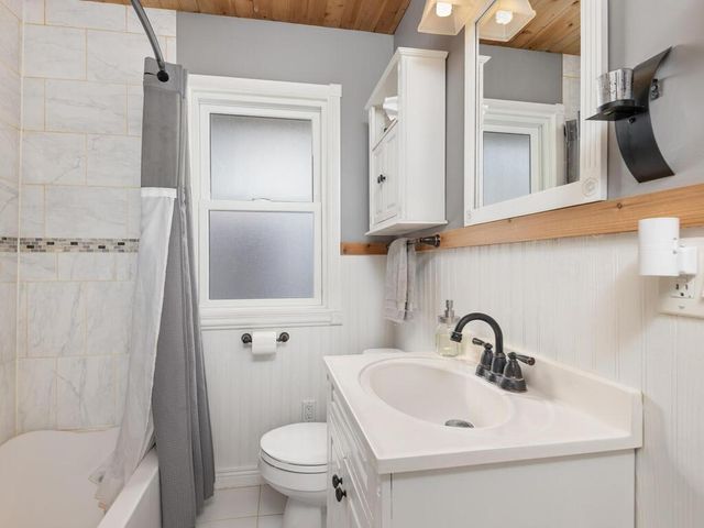 3536 Sumter Avenue S, Saint Louis Park, MN 55426