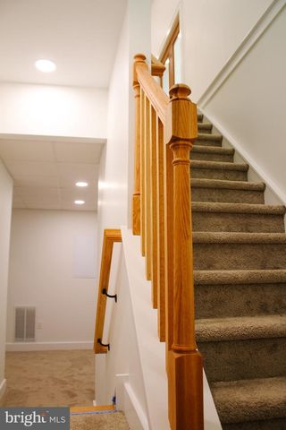 136 NORTH AVE, Cedarville, NJ 08311