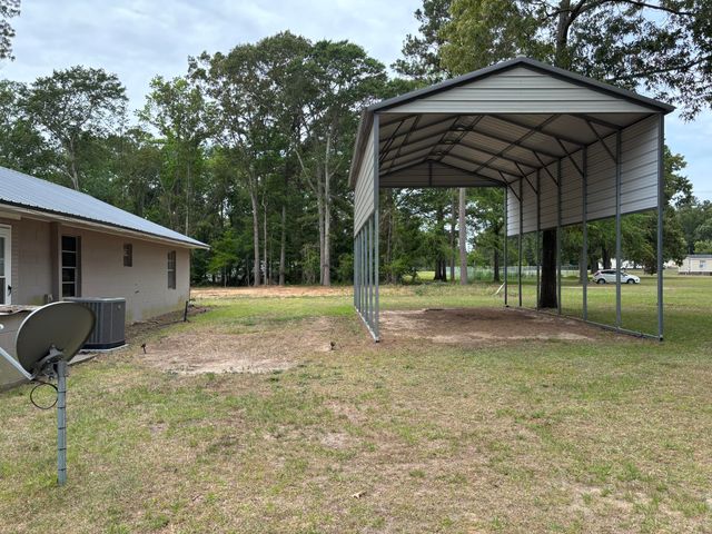 1416 Litzler Drive, Manning, SC 29102