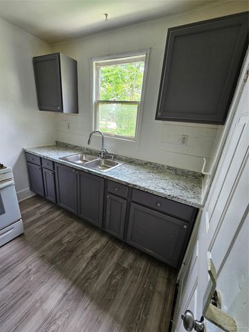 10029 VIOLETLAWN Street, Detroit, MI 48204