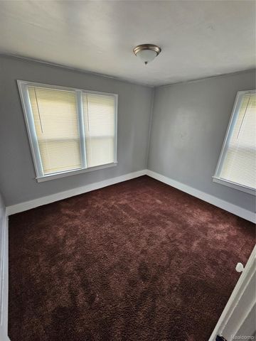 10029 VIOLETLAWN Street, Detroit, MI 48204