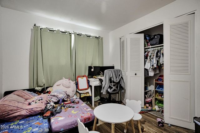 3925 W SAN JUAN Avenue, Phoenix, AZ 85019