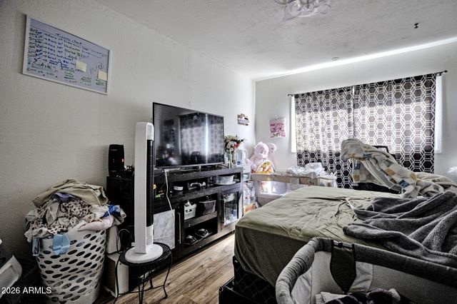 3925 W SAN JUAN Avenue, Phoenix, AZ 85019