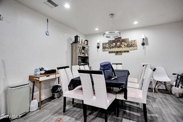 3925 W SAN JUAN Avenue, Phoenix, AZ 85019