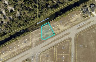 723 WILMINTON PKWY, Cape Coral, FL 33993
