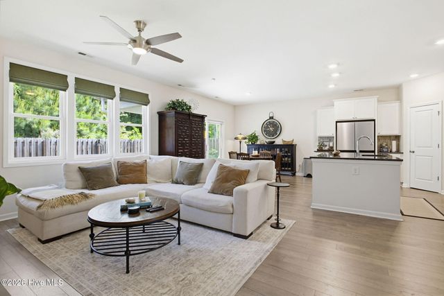 8818 Colbert Place Drive, Leland, NC 28451