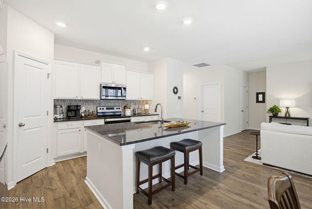 8818 Colbert Place Drive, Leland, NC 28451