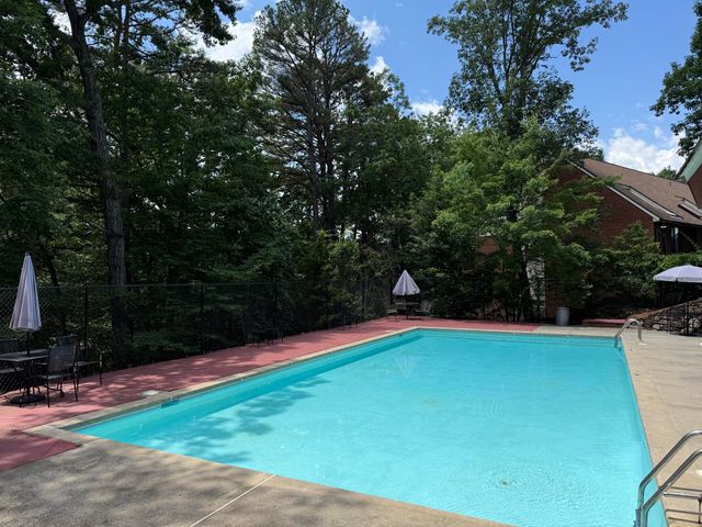 2952 Tree Swallow RD, Roanoke, VA 24018