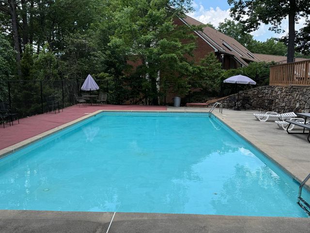 2952 Tree Swallow RD, Roanoke, VA 24018
