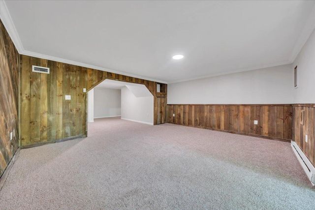 2952 Tree Swallow RD, Roanoke, VA 24018