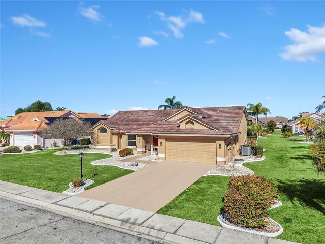 2212 WESTMINSTER MANOR LANE, Sun City Center, FL 33573