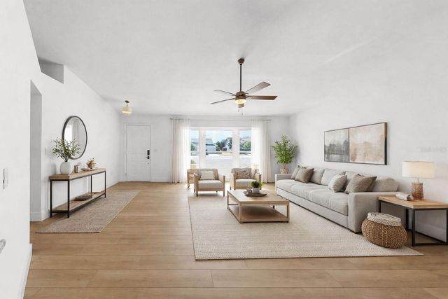 2212 WESTMINSTER MANOR LANE, Sun City Center, FL 33573