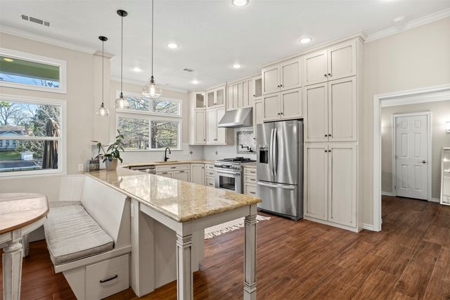 116 1st Oak Drive, Enchanted Oaks, TX 75156