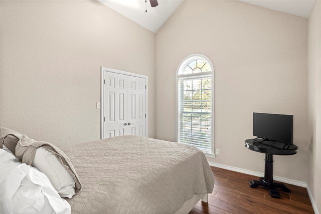 116 1st Oak Drive, Enchanted Oaks, TX 75156