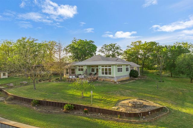 116 1st Oak Drive, Enchanted Oaks, TX 75156