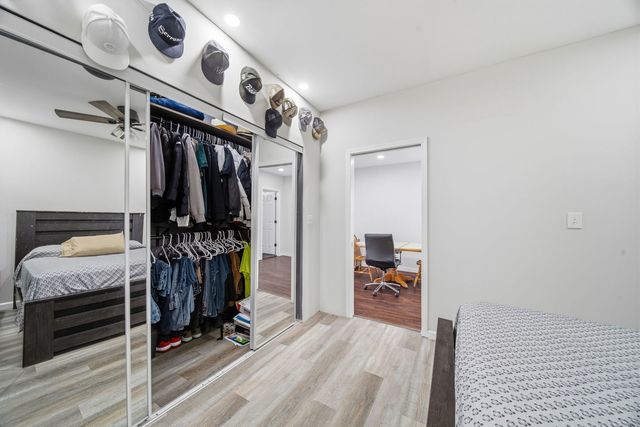 14504 S Mckinley Avenue, Posen, IL 60469