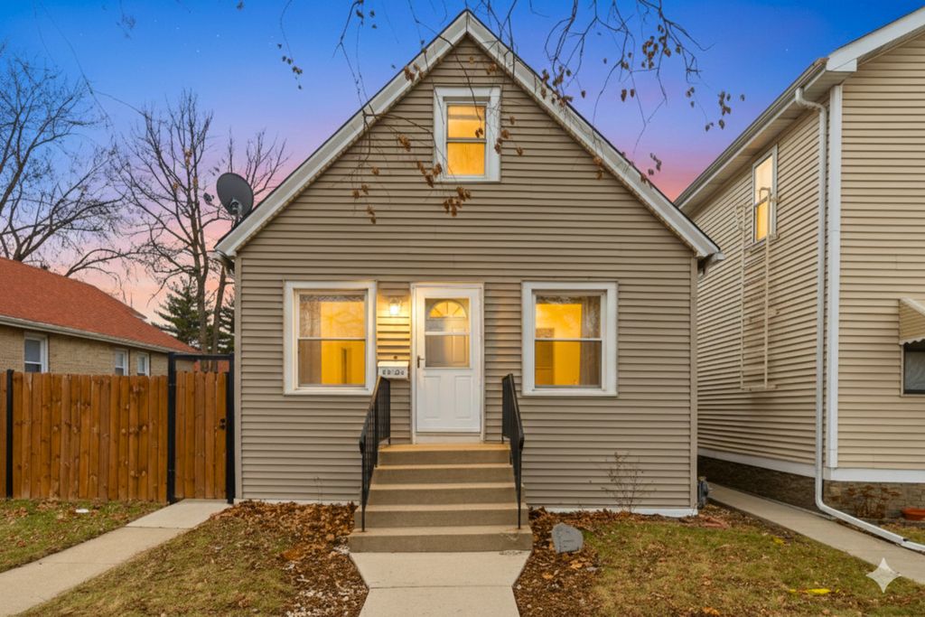 14504 S Mckinley Avenue, Posen, IL 60469