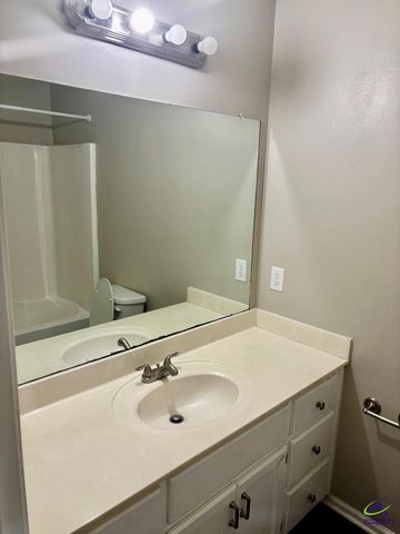 401 Windsor Court, Macon, GA 31216