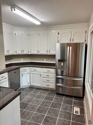 401 Windsor Court, Macon, GA 31216