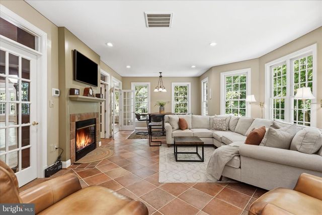 7211 TWELVE OAKS DR, Fairfax Station, VA 22039