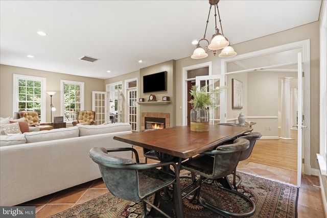7211 TWELVE OAKS DR, Fairfax Station, VA 22039