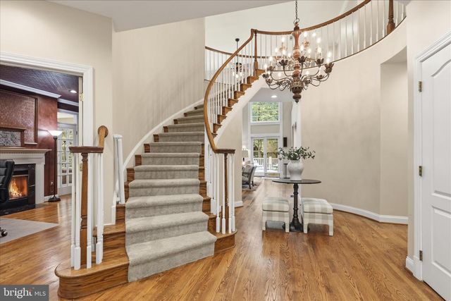 7211 TWELVE OAKS DR, Fairfax Station, VA 22039