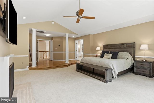 7211 TWELVE OAKS DR, Fairfax Station, VA 22039