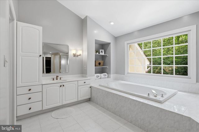 7211 TWELVE OAKS DR, Fairfax Station, VA 22039