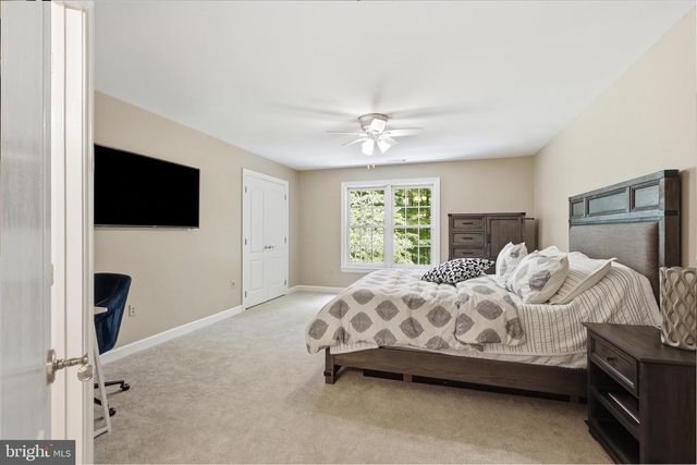 7211 TWELVE OAKS DR, Fairfax Station, VA 22039