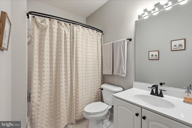 7211 TWELVE OAKS DR, Fairfax Station, VA 22039