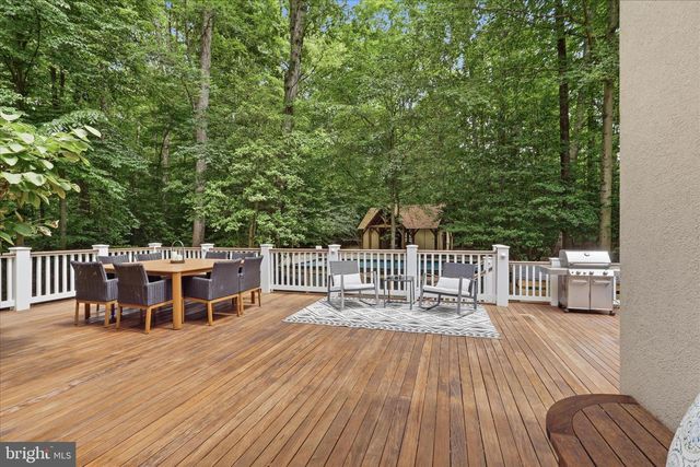 7211 TWELVE OAKS DR, Fairfax Station, VA 22039