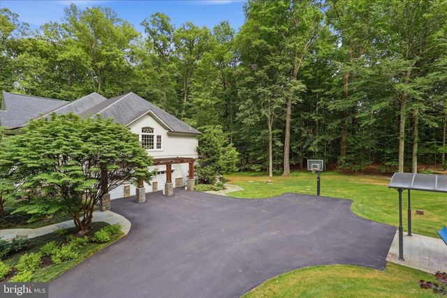 7211 TWELVE OAKS DR, Fairfax Station, VA 22039