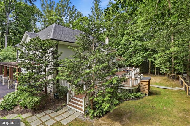 7211 TWELVE OAKS DR, Fairfax Station, VA 22039