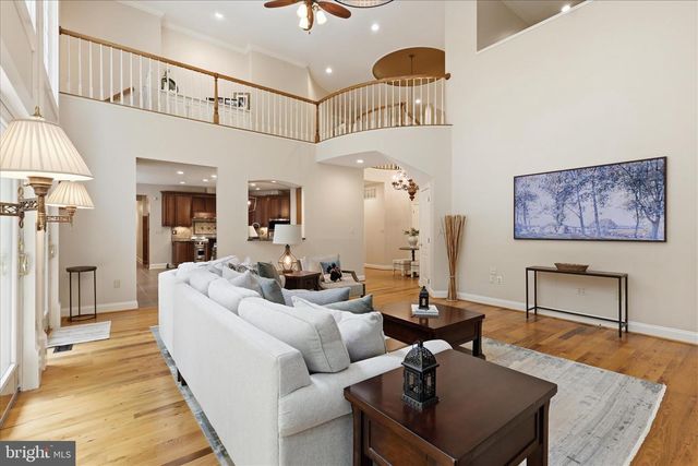 7211 TWELVE OAKS DR, Fairfax Station, VA 22039