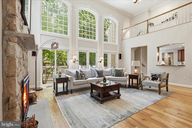 7211 TWELVE OAKS DR, Fairfax Station, VA 22039